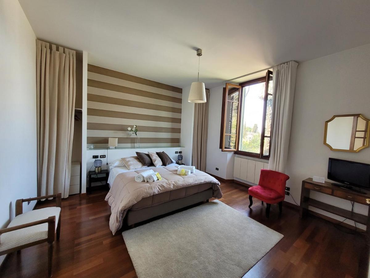 Villa Lia - Apartment In Villa With Private Garden And Pool Firenze Bagian luar foto